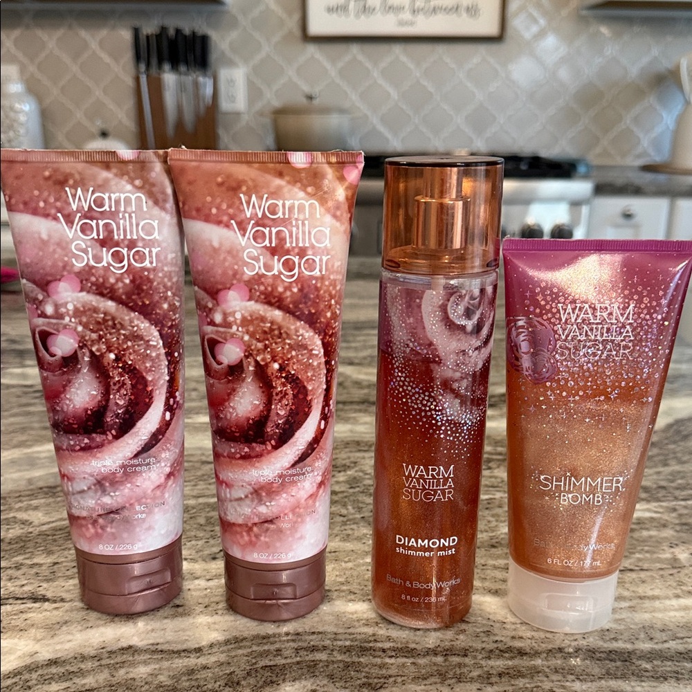 Bath & Body Works Warm Vanilla Sugar Shimmer Set